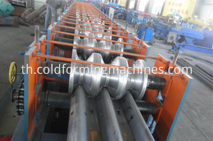 guard-rail-roll-forming-machine-3